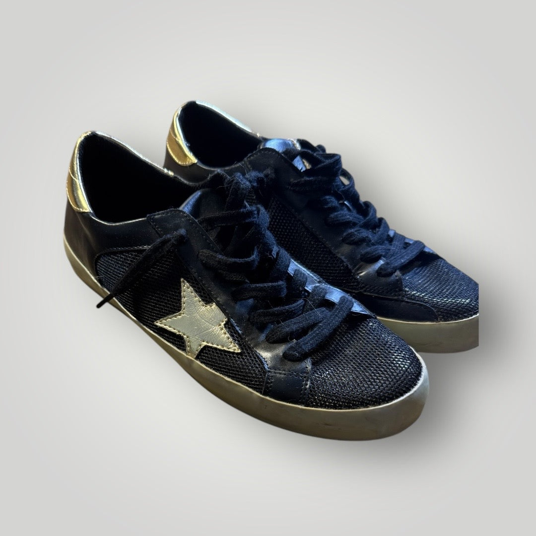 Boutique Women’s Shoes Size 8.5